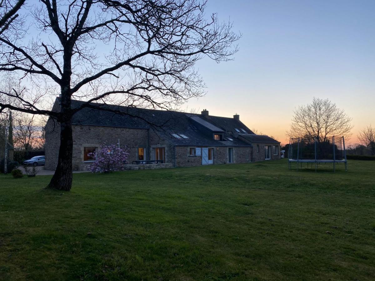 Maisonbel, Gite Convivial Bretagne Vannes Sarzeau 15 Personnes Surzur ภายนอก รูปภาพ